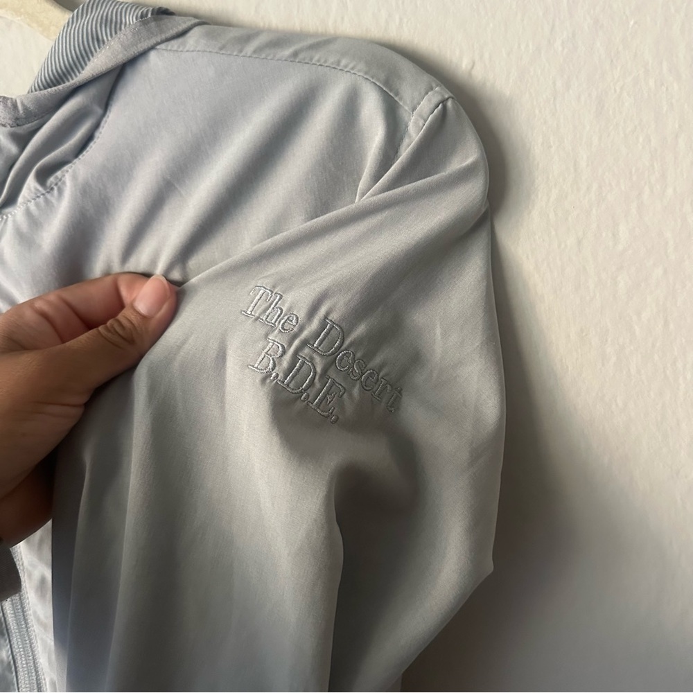 Vuori Outdoor Trainer Shell in Light Grey Medium - Picture 9 of 16